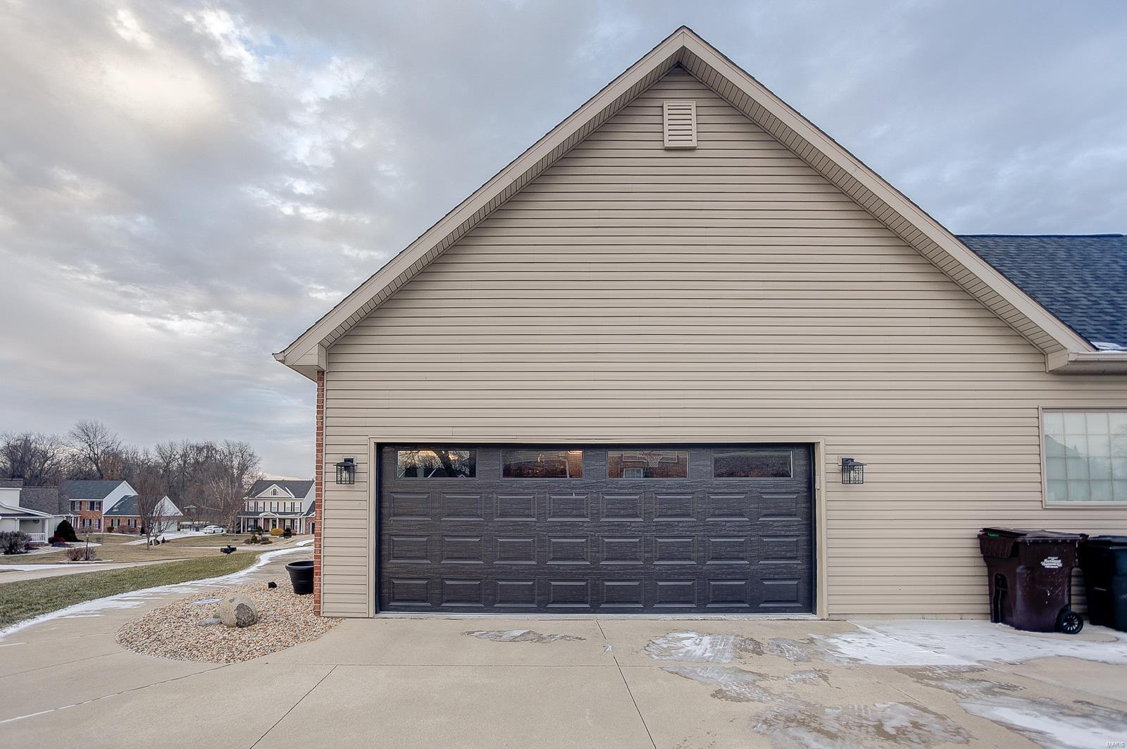 4703 Stonybrook Road Godfrey, IL 62035 - Photo 6 of 59 Gallery Image 6