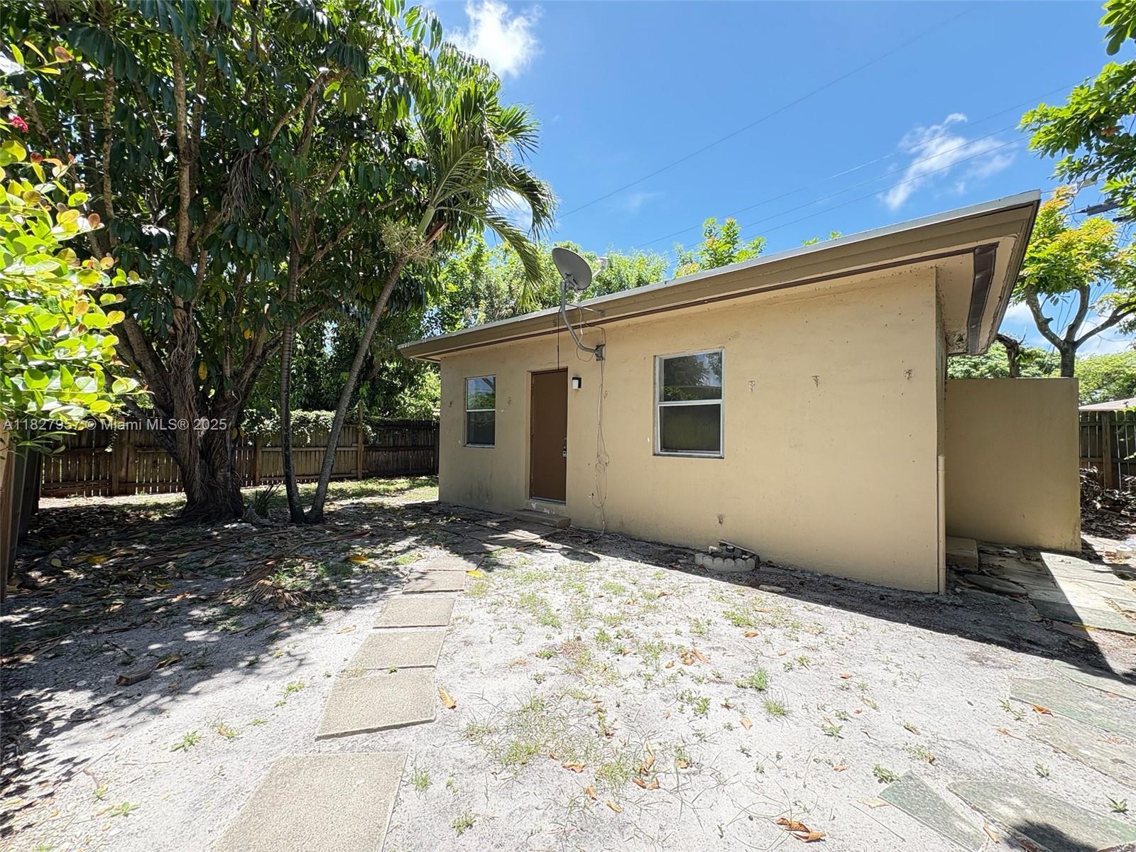 2840 Funston Street, Unit B Hollywood, FL 33020 - Photo 1 of 10