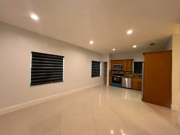 $2,850 | 7600 Edisto Drive, Lake Worth, FL 33467