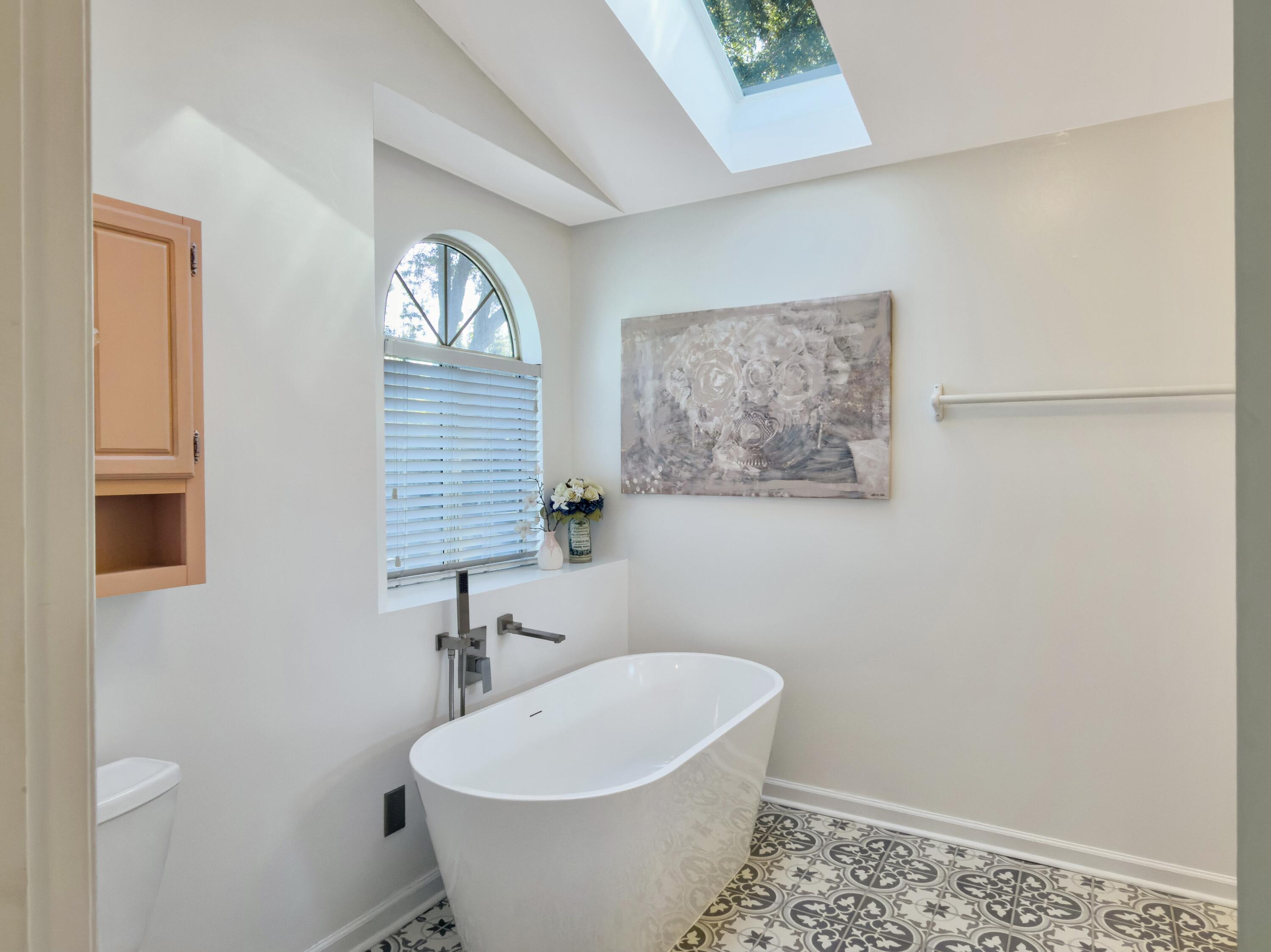 1246 Llewellyn Road Mount Pleasant, SC 29464 - Photo 31 of 52 ensuite