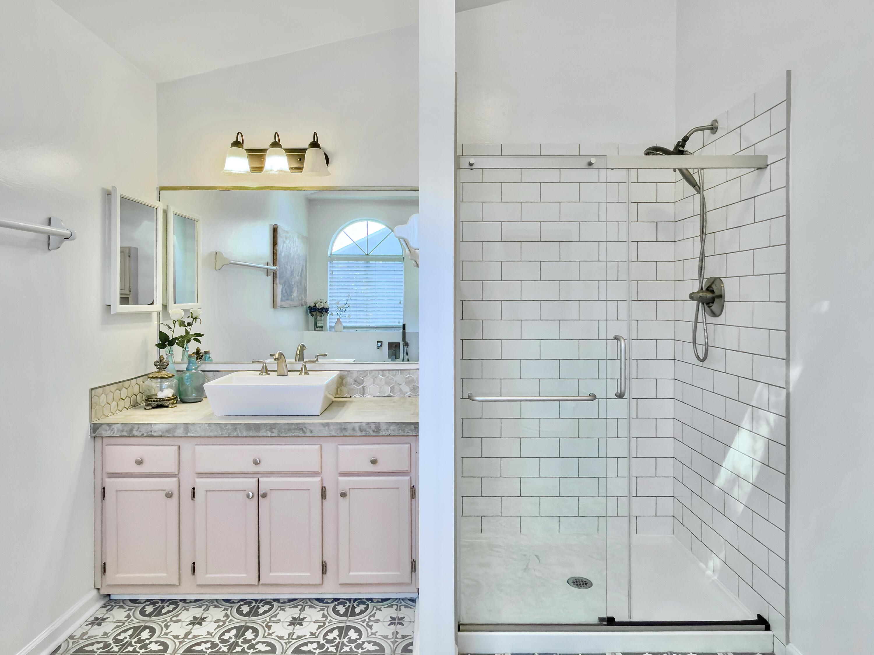 1246 Llewellyn Road Mount Pleasant, SC 29464 - Photo 32 of 52 ensuite