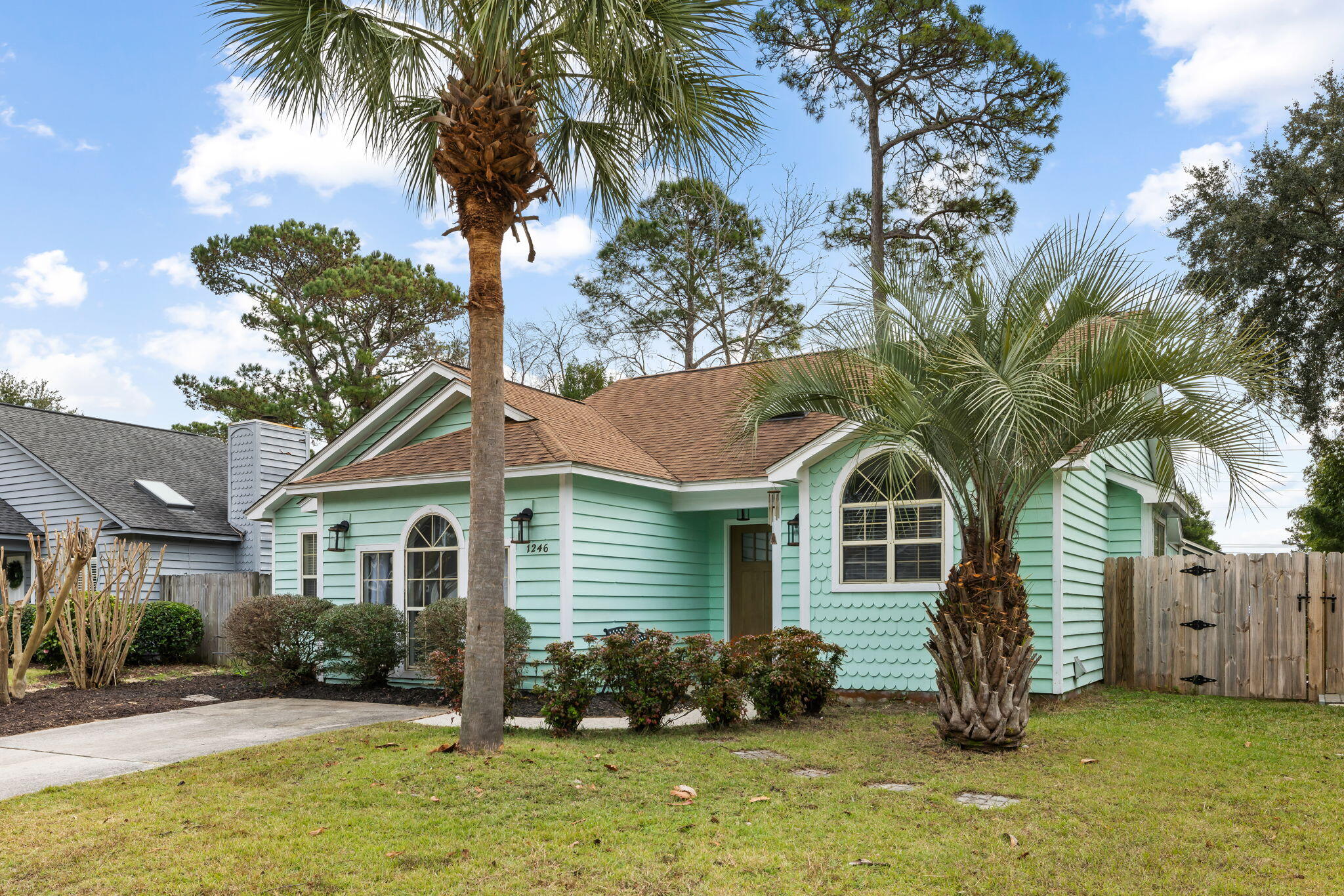 1246 Llewellyn Road Mount Pleasant, SC 29464 - Photo 55 of 57 Coastal Cottage