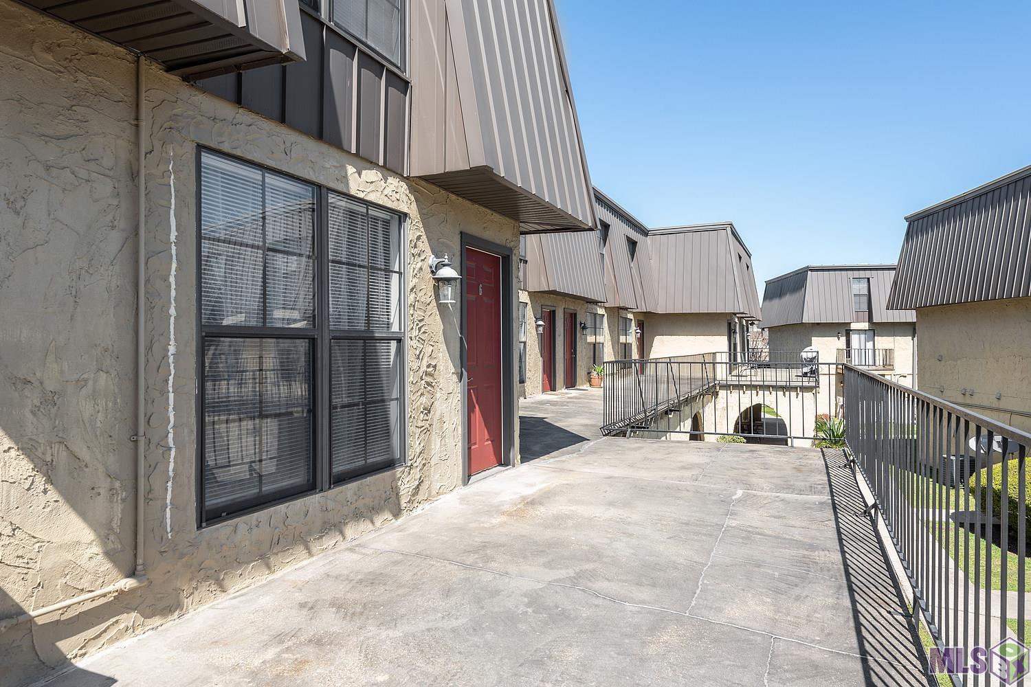 10300 West Winston Avenue, Unit 6 Baton Rouge, LA 70809 - Photo 2 of 9
