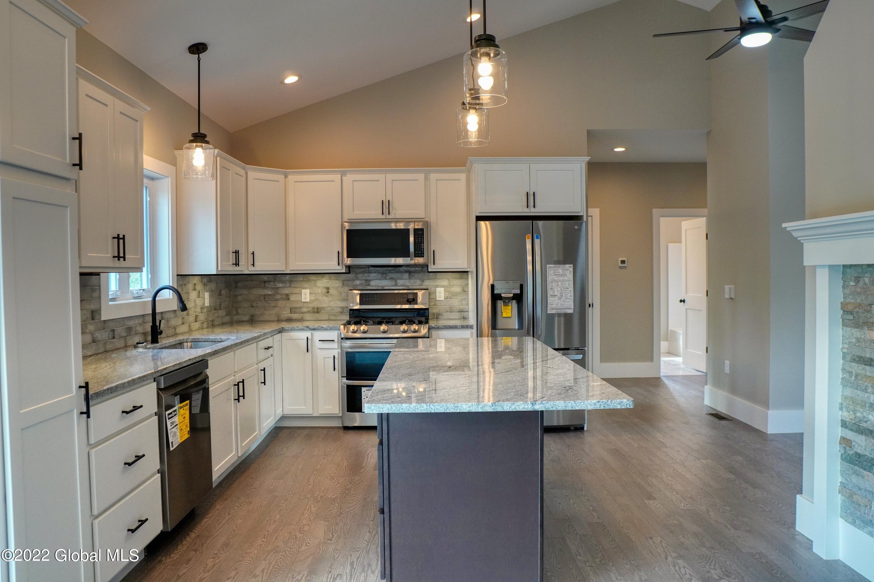 78 Casey Road Hudson Falls, NY 12839 - Photo 11 of 35 DSC03109_33