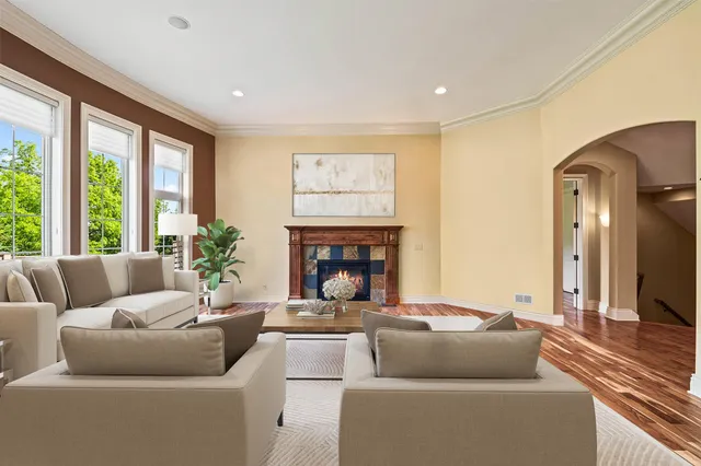 $1,150,000 | 4690 Bradon Trail, Brookfield, WI 53045