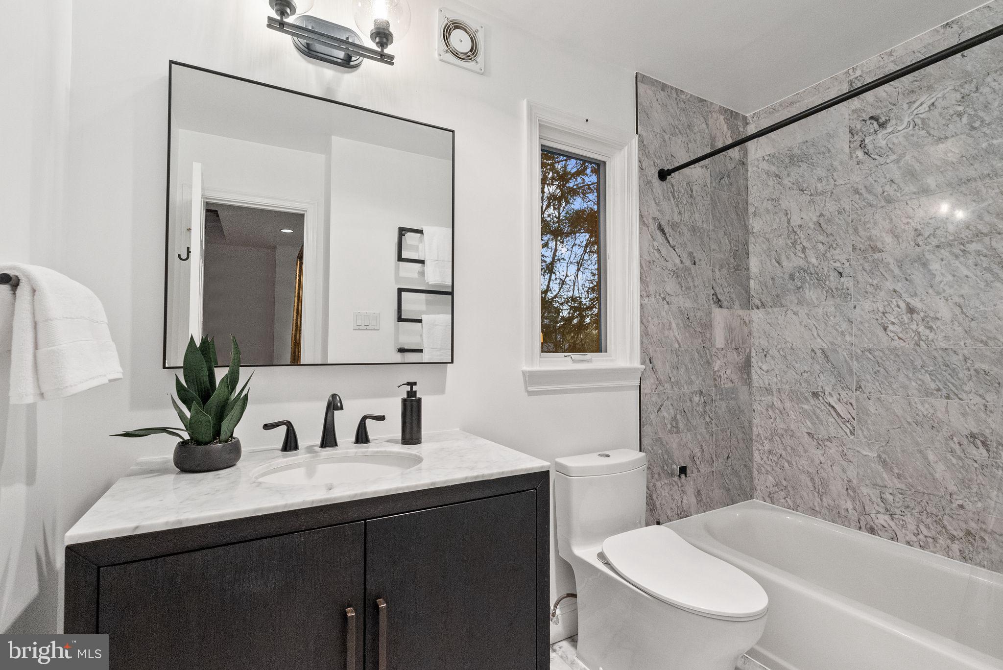 4613 Charleston Terrace Northwest Washington, DC 20007 - Photo 66 of 114 Hall Bathroom 4