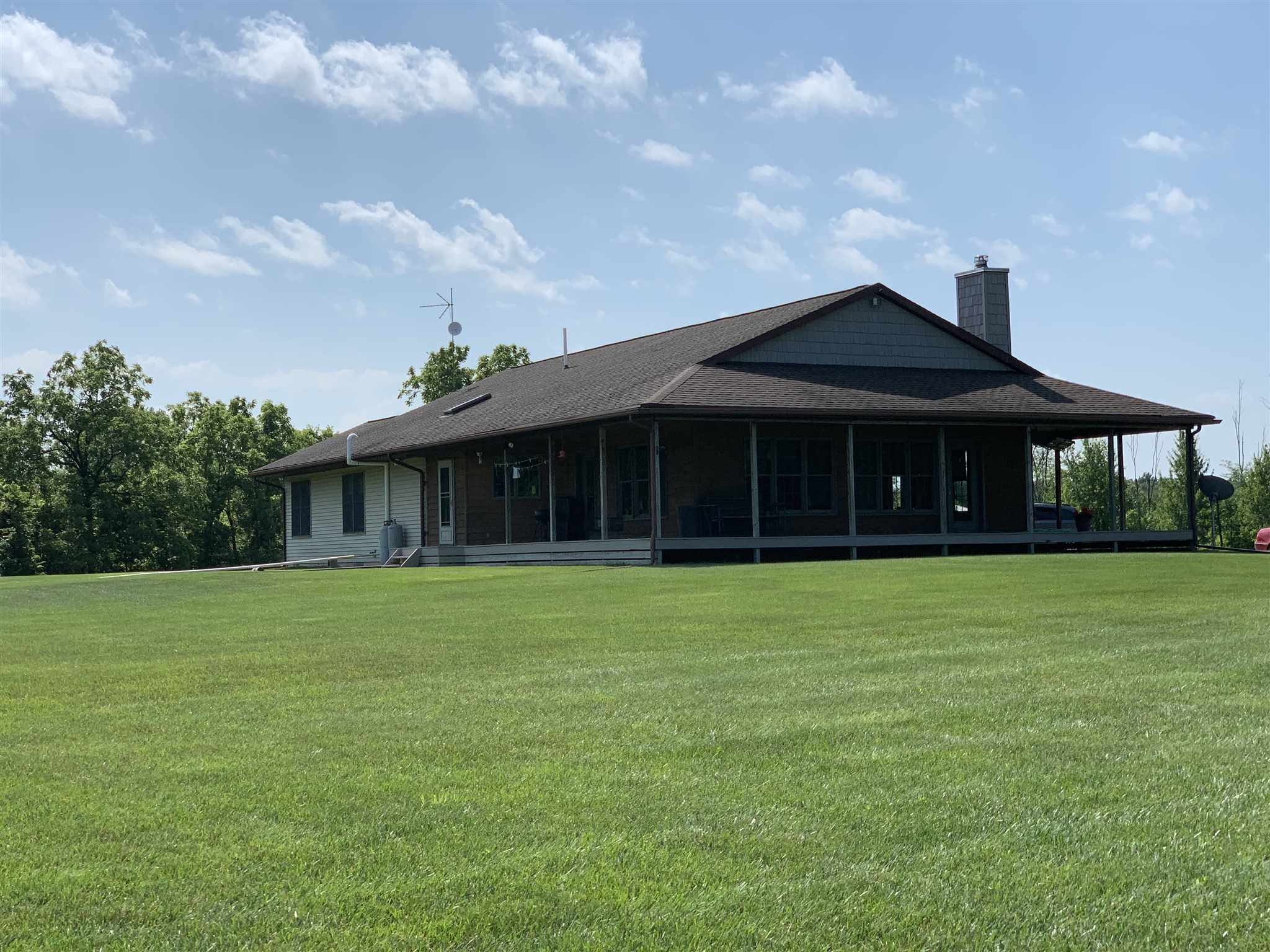 3600 West Division Road Huntington, IN 46750 - Photo 2 of 35 Gallery Image 2