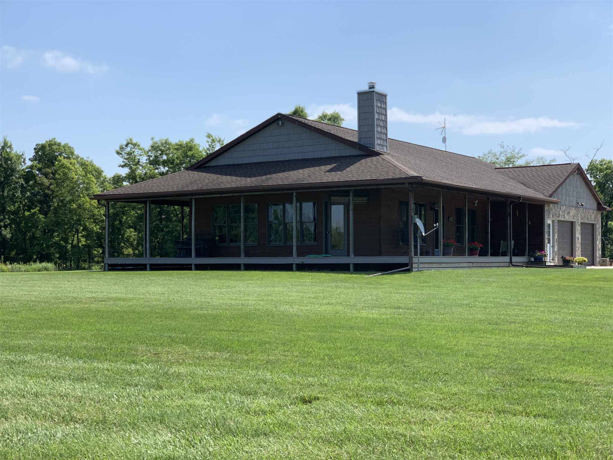 3600 West Division Road Huntington, IN 46750 - Photo 3 of 35 Gallery Image 3