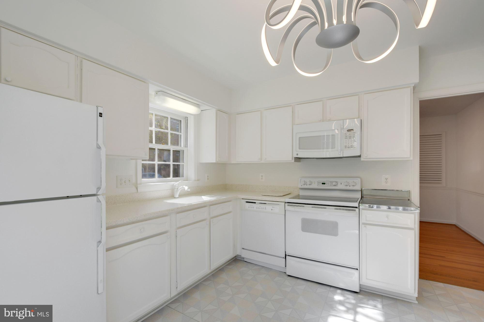 6719 Baron Road McLean, VA 22101 - Photo 4 of 26 Kitchen