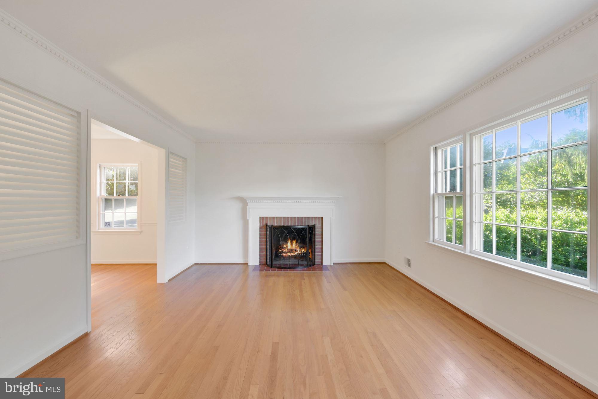 6719 Baron Road McLean, VA 22101 - Photo 7 of 26 Living Room w/ fireplace
