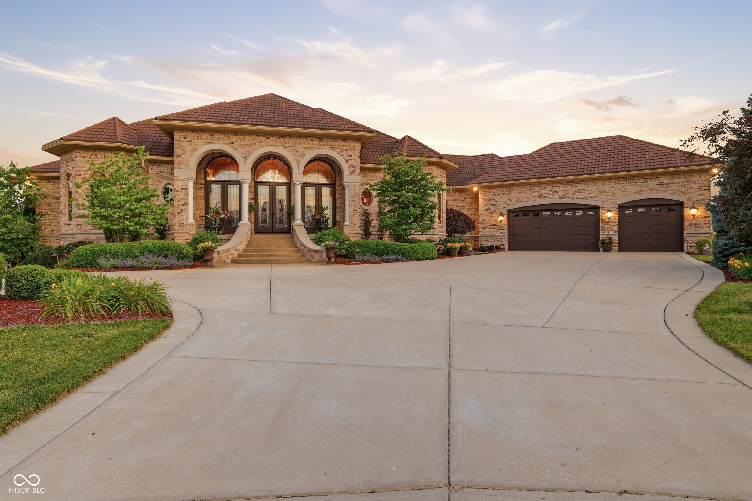 13371 Marjac Way Fishers, IN 46055 - Photo 2 of 64
