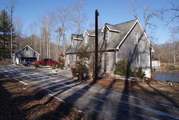 145 River Road North Covington, VA 24426 - Photo 13 of 20 Front