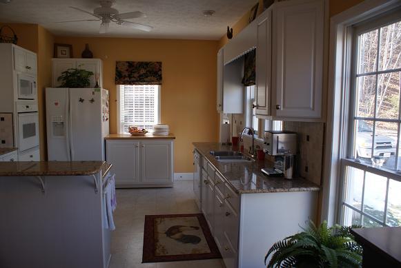 145 River Road North Covington, VA 24426 - Photo 16 of 20 Kitchen