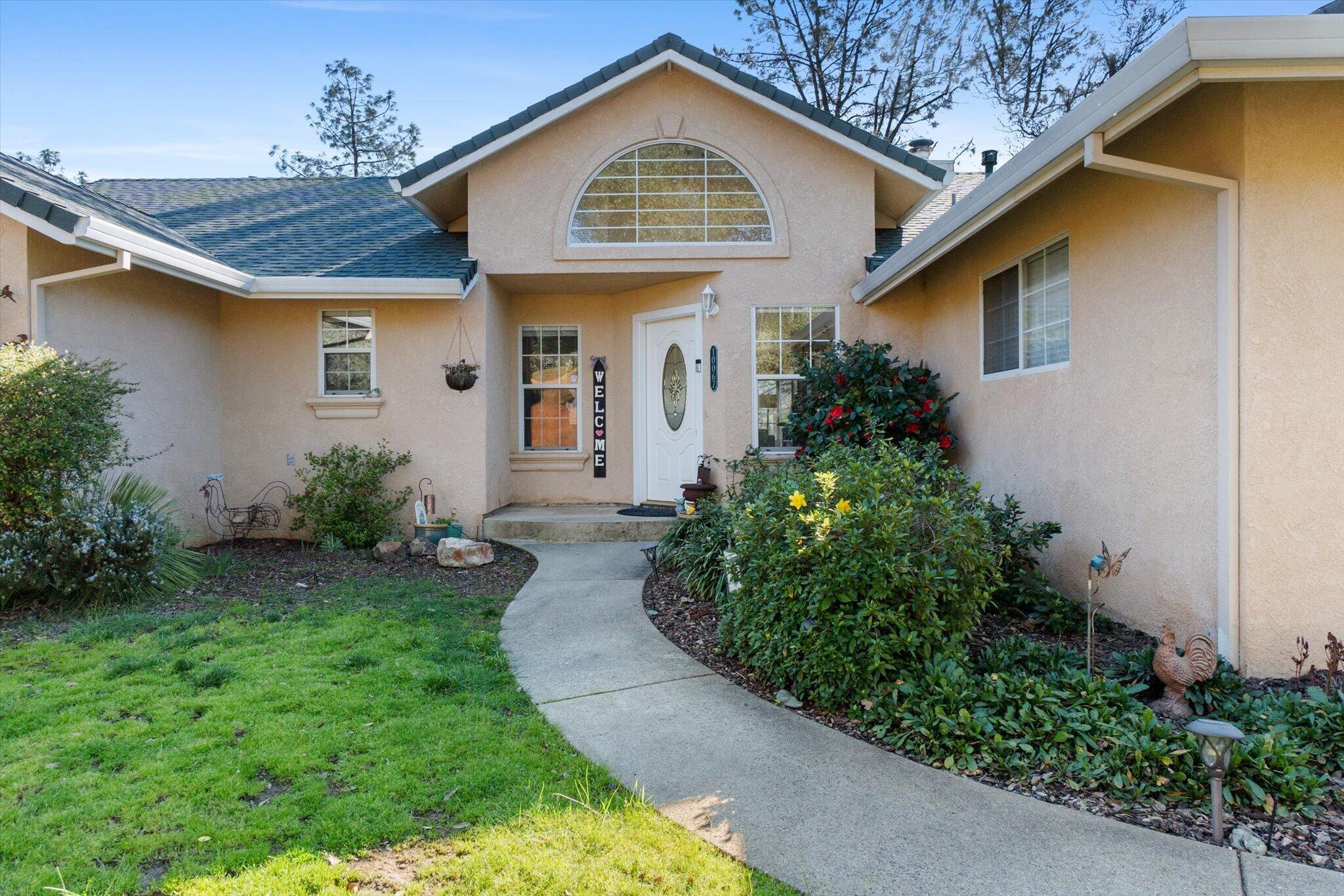 10067 Tilton Mine Road Redding, CA 96001 - Photo 3 of 62 08-BiggerFlow Real Estate Media-5