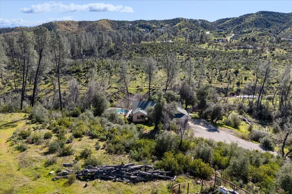 $519,000 | 10067 Tilton Mine Road, Redding, CA 96001