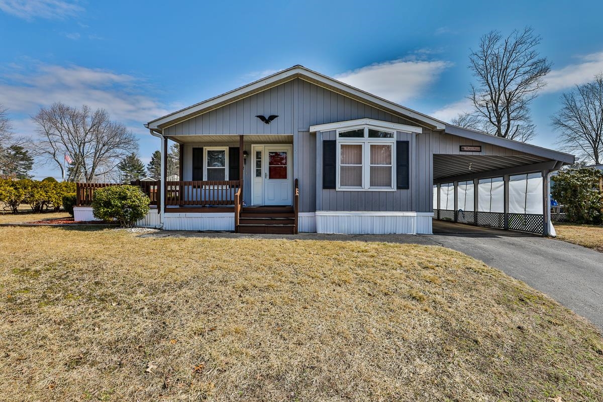 2 Buttonwood Lane Merrimack, NH 03054 - Photo 1 of 28