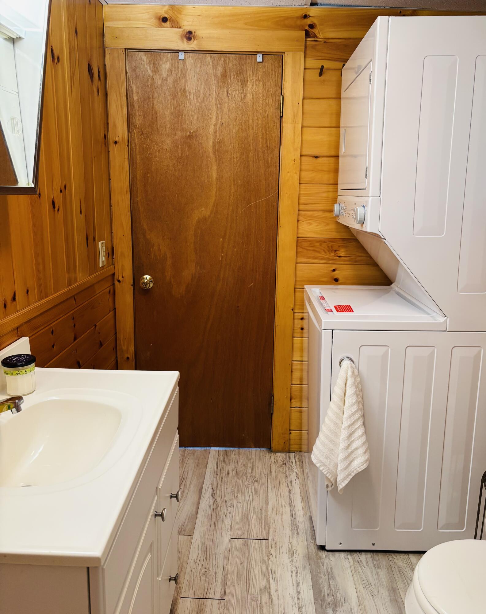 711 West Shore Road Ellsworth, ME 04605 - Photo 21 of 29 IMG_6444