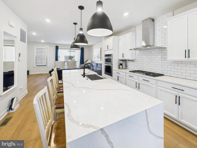 $1,199,000 | 3711 Mayors Way, Fairfax, VA 22030