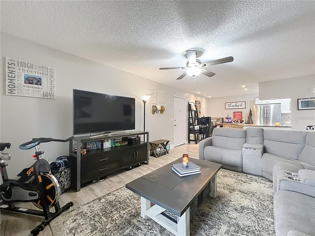 918 Lake Destiny Road, Unit F Altamonte Springs, FL 32714 - Photo 11 of 37