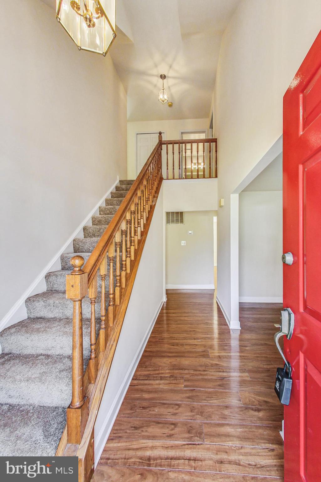 3445 Williamsburg Drive Waldorf, MD 20601 - Photo 3 of 49 Entryway