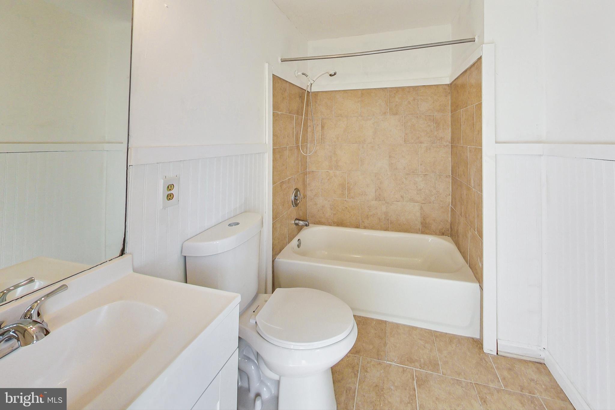 3445 Williamsburg Drive Waldorf, MD 20601 - Photo 33 of 49 Primary Bathroom