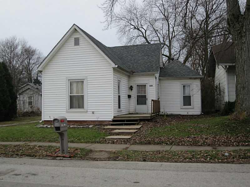 428 Riley Avenue Greenfield, IN 46140 - Photo 1 of 18 Gallery Image 1
