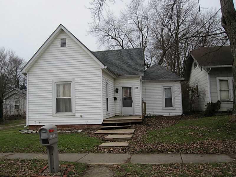 428 Riley Avenue Greenfield, IN 46140 - Photo 2 of 18 Gallery Image 2