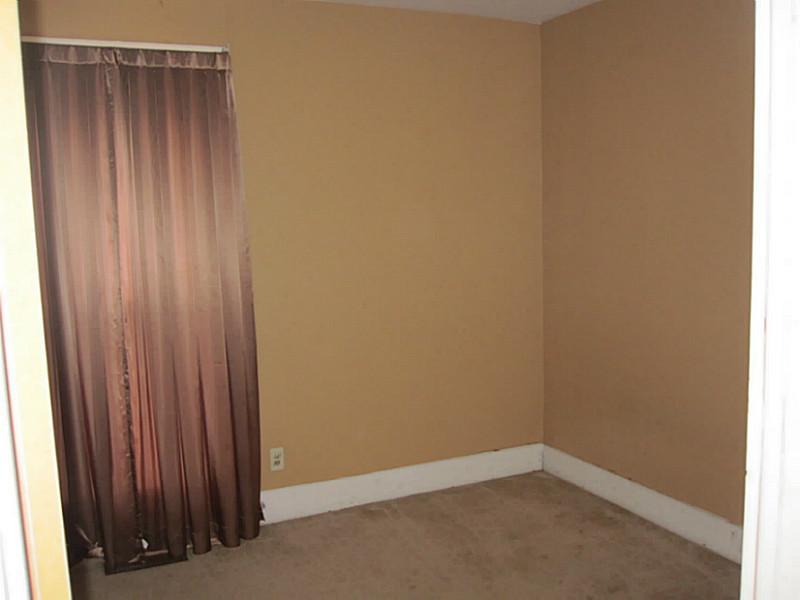 428 Riley Avenue Greenfield, IN 46140 - Photo 13 of 18 Gallery Image 13