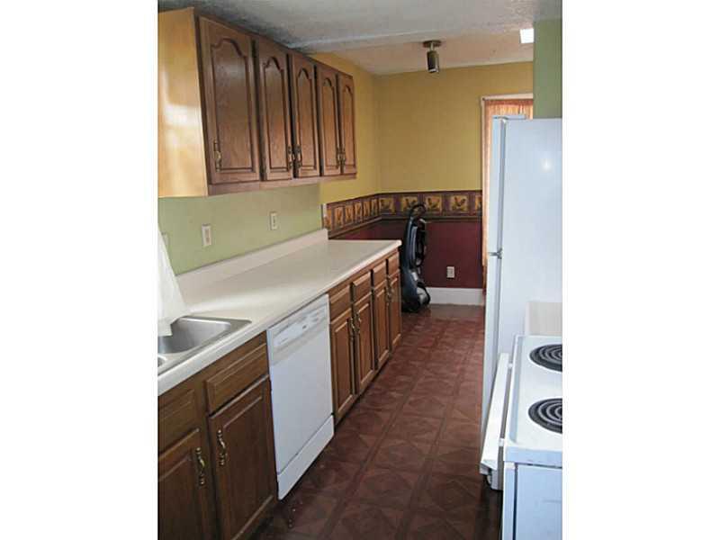 428 Riley Avenue Greenfield, IN 46140 - Photo 8 of 18 Gallery Image 8