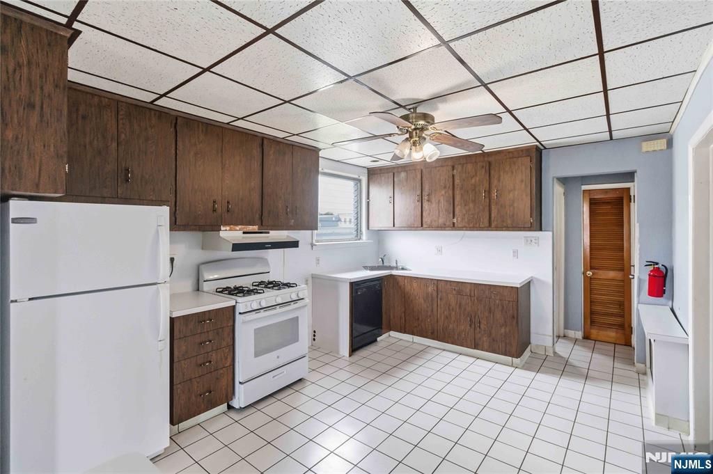 36 Edison Street, Unit 2 Bloomfield, NJ 07003 - Photo 2 of 23