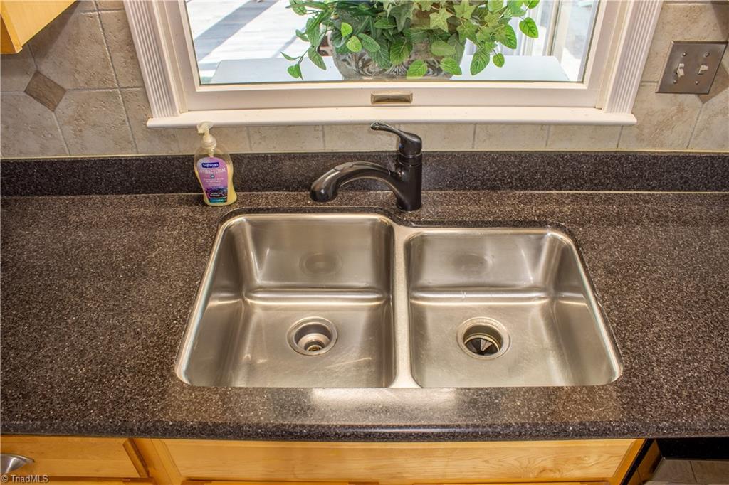 1622 Ardmore Road Winston-Salem, NC 27127 - Photo 15 of 38 Kitchen Sink