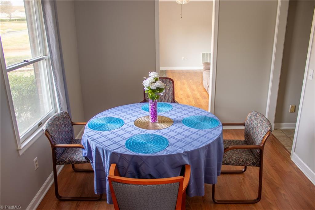 1622 Ardmore Road Winston-Salem, NC 27127 - Photo 17 of 38 Dining Room