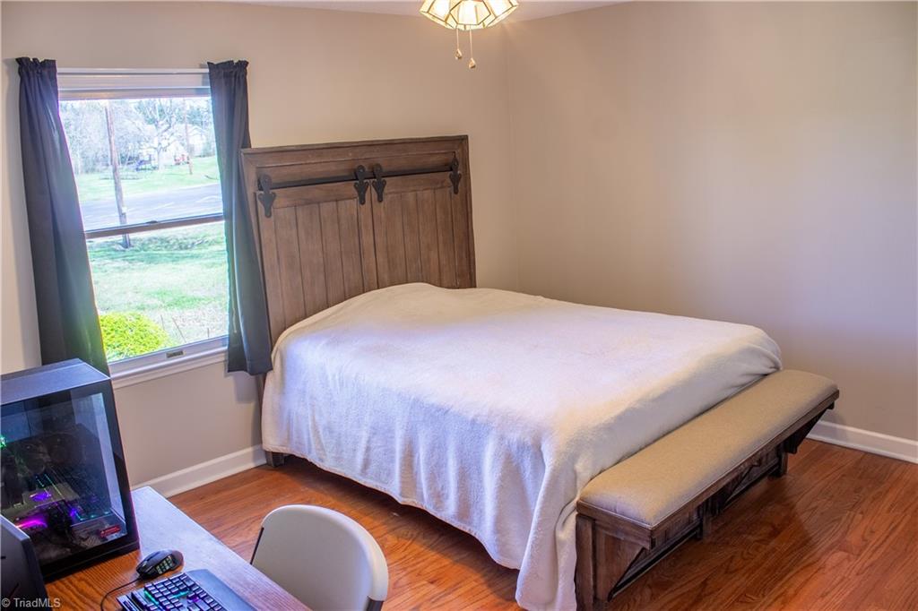 1622 Ardmore Road Winston-Salem, NC 27127 - Photo 23 of 38 Bedroom