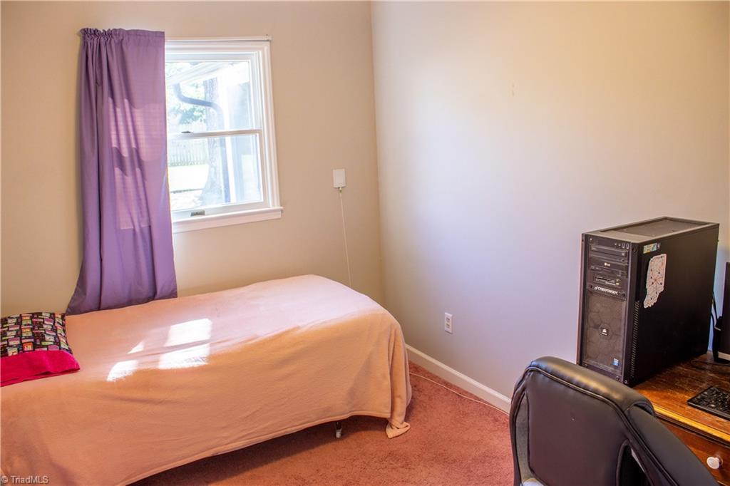 1622 Ardmore Road Winston-Salem, NC 27127 - Photo 30 of 38 Bedroom