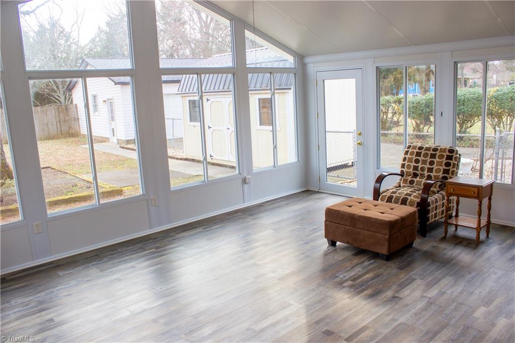 1622 Ardmore Road Winston-Salem, NC 27127 - Photo 4 of 38 Sunroom