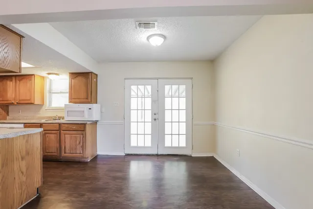 $1,605 | 20142 Misty Pines Drive, Humble, TX 77346