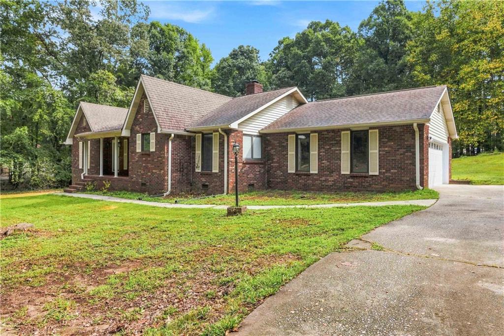 760 Pine Needle Road Hampton, GA 30228 - Photo 2 of 39 Gallery Image 2