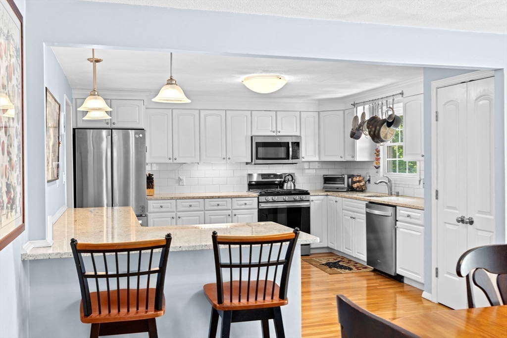 382 Tilden Road Scituate, MA 02066 - Photo 10 of 38 Gallery Image 10