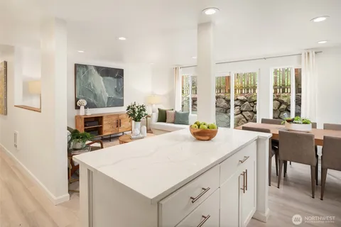 $499,880 | 3661 Phinney Avenue North, Unit 109, Seattle, WA 98103