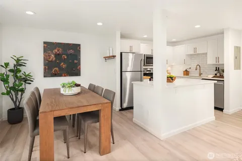 $499,880 | 3661 Phinney Avenue North, Unit 109, Seattle, WA 98103