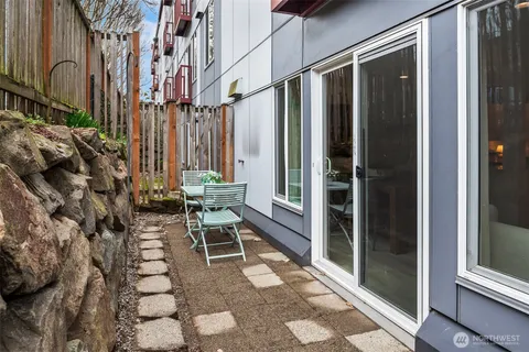 $499,880 | 3661 Phinney Avenue North, Unit 109, Seattle, WA 98103