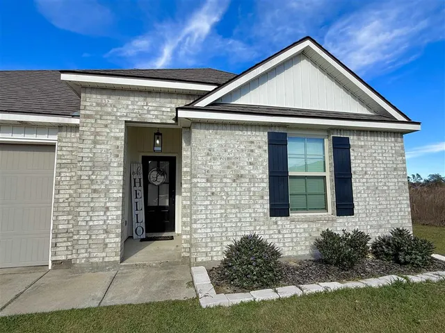 $275,000 | 840 Gold Finch Way, Lake Charles, LA 70611