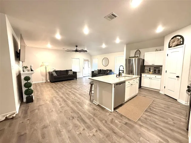 $275,000 | 840 Gold Finch Way, Lake Charles, LA 70611