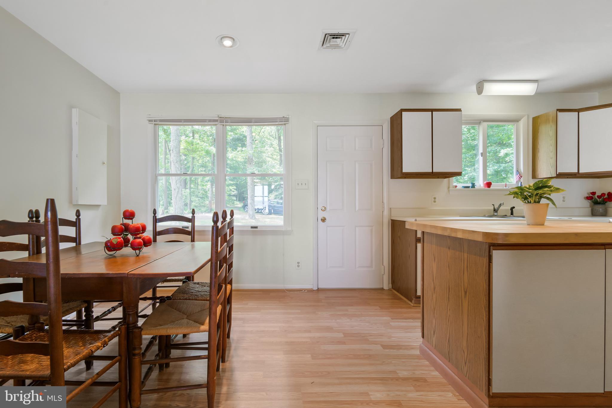 1727 Elk Forest Road Elkton, MD 21921 - Photo 9 of 32 Kitchen/Dining