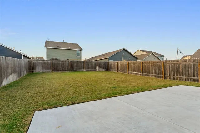 $1,675 | 130 Soapstone Pass, Maxwell, TX 78656