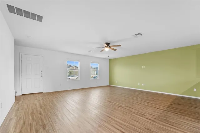 $1,675 | 130 Soapstone Pass, Maxwell, TX 78656