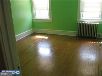 15 Glencoe Road Upper Darby, PA 19082 - Photo 8 of 12 Gallery Image 8