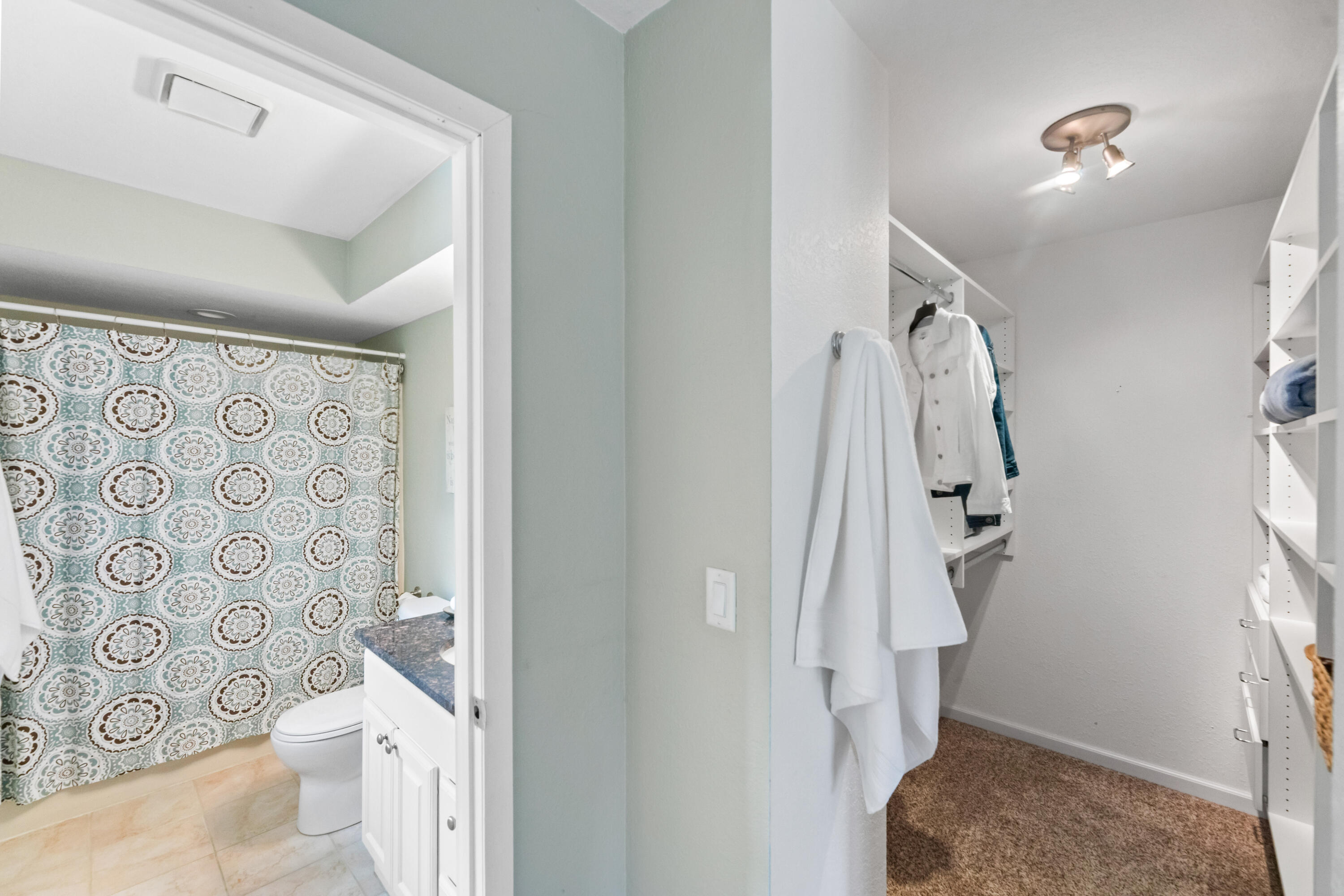 1722 Journeys Drive Delafield, WI 53029 - Photo 23 of 46 Main Level ensuite