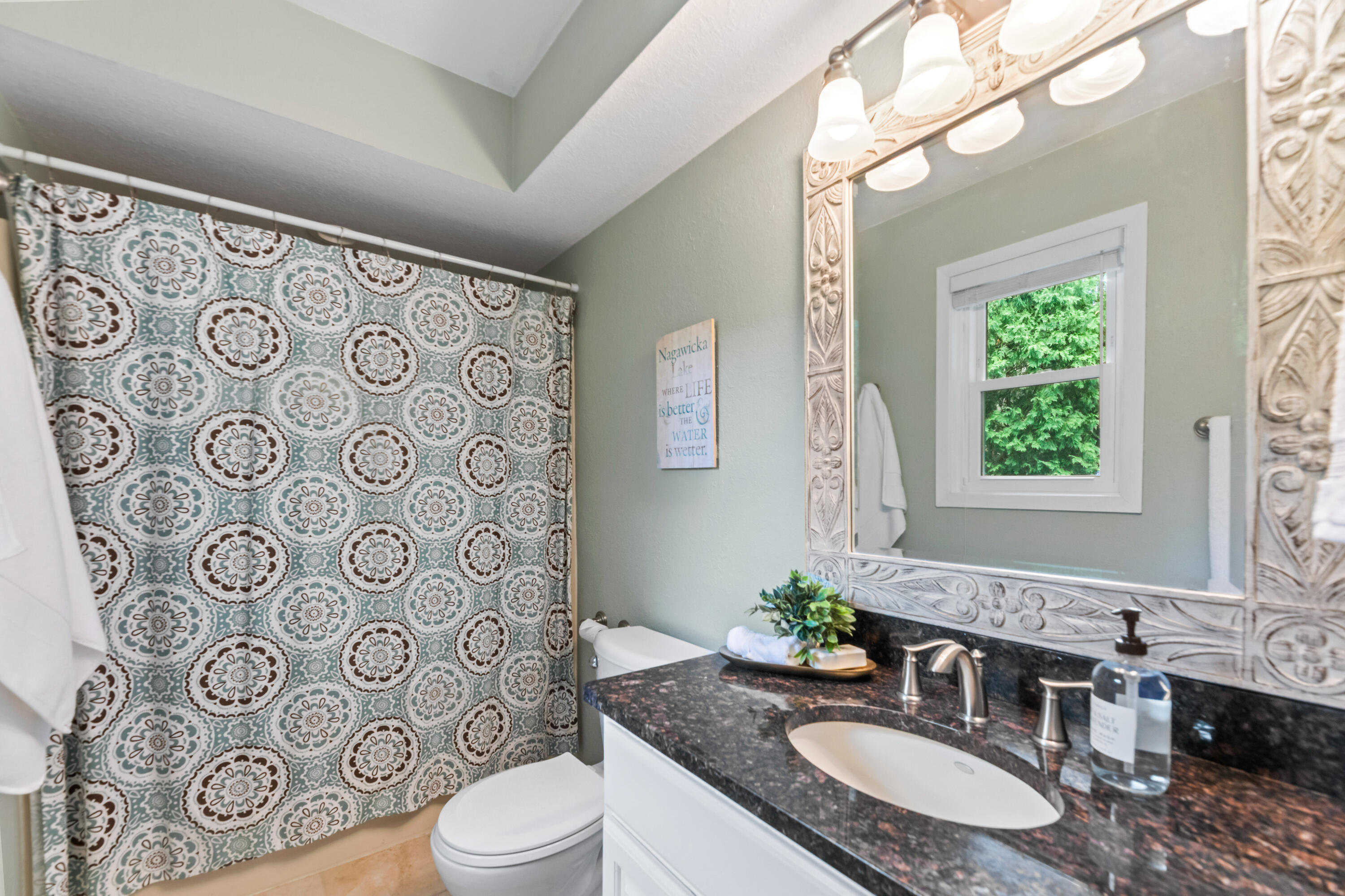 1722 Journeys Drive Delafield, WI 53029 - Photo 25 of 46 Main Level ensuite bath