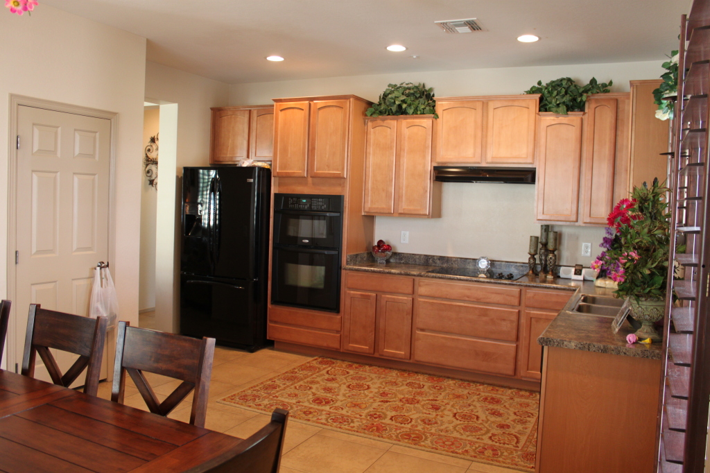 3056 East Agritopia Loop North Gilbert, AZ 85296 - Photo 5 of 15 Kitchen